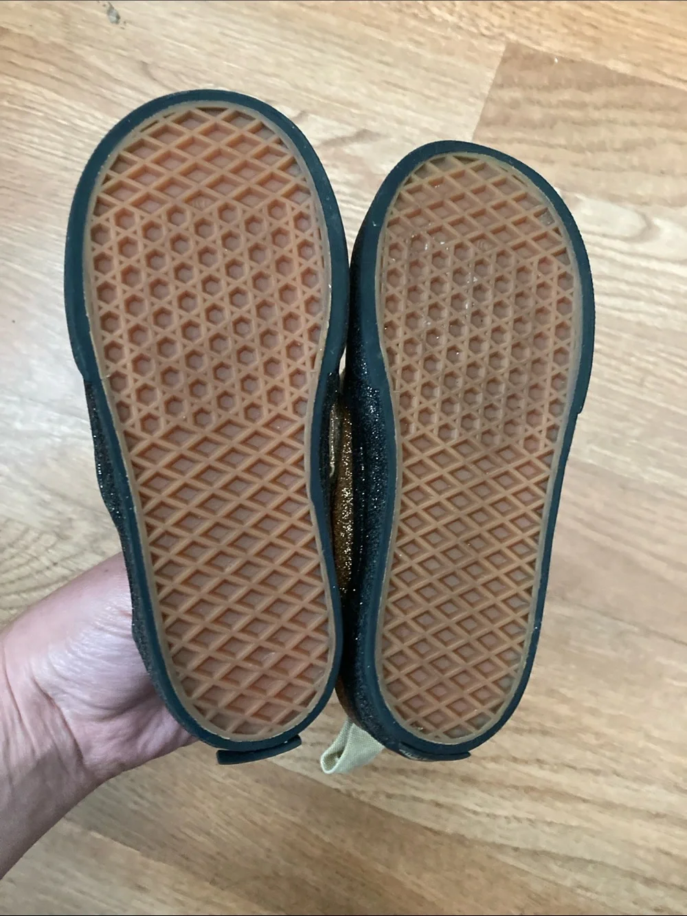Vans Kids Sparkle Slip-On Shoes in Gold Sz 9
